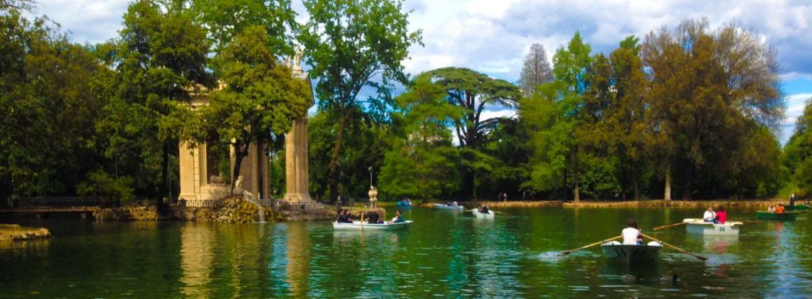 Villa Borghese Lake with row boat rentals