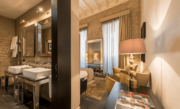 Where to stay in Rome via giulia dom hotel