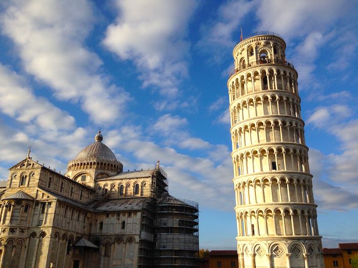 Leaning tower of pisa