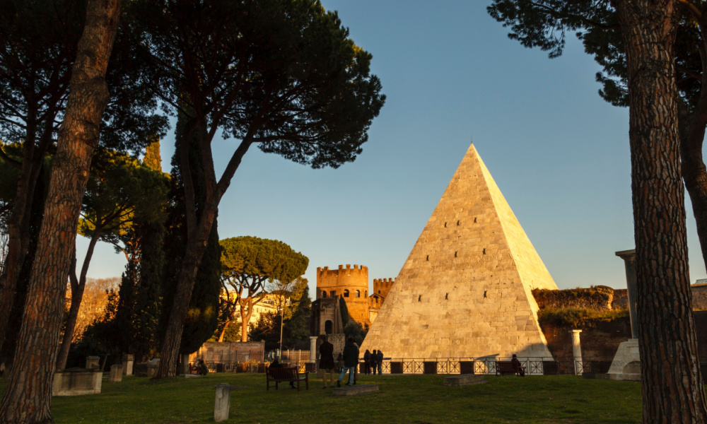 Rome's ancient pyramid of Cestius
