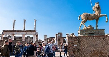 visit pompeii