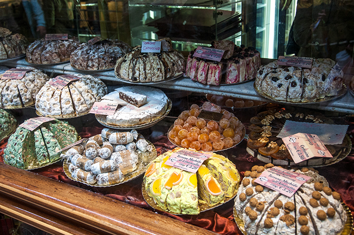 Traditional italian Christmas dessert - Christmas in Italy