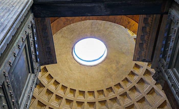 the roman guy pantheon