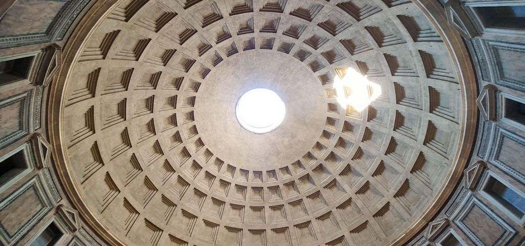 the roman guy pantheon