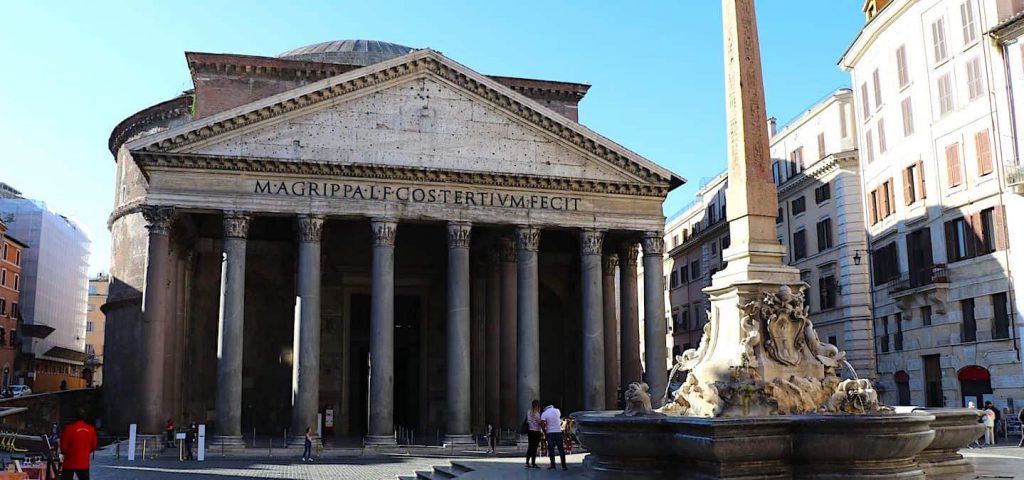 the roman guy pantheon